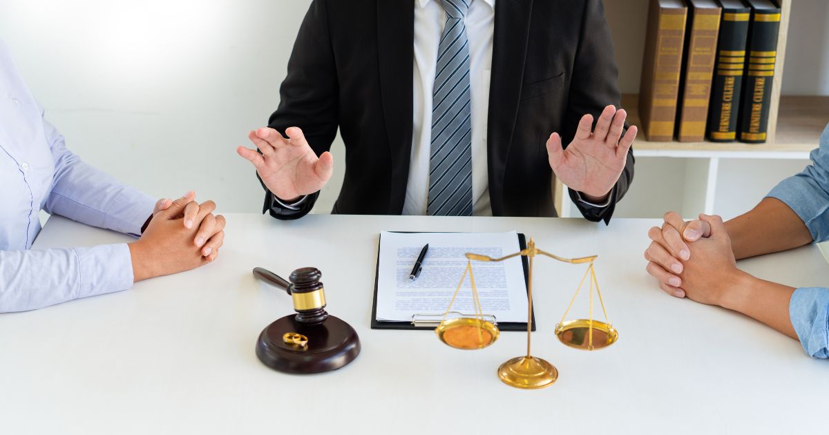 Pros and Cons of Arbitration vs. Litigation