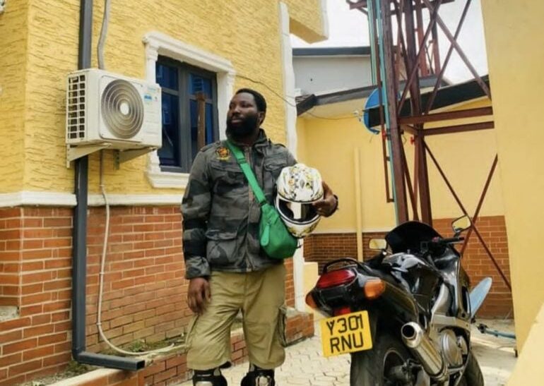 Nigerian Photographer and Biker Kola Onifoto Dies in Lagos Crash